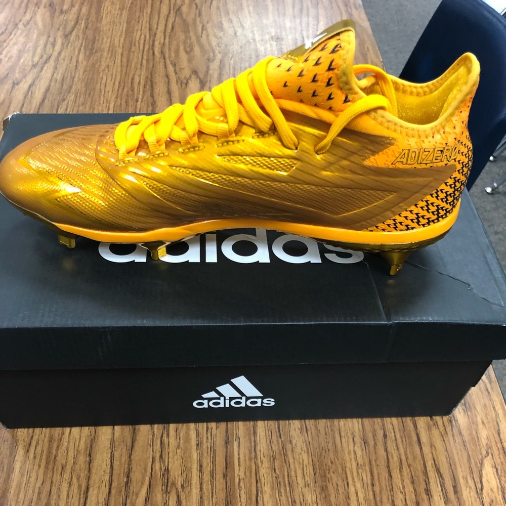 Adidas baseball cleats brand new